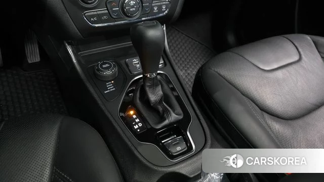 Jeep Cherokee (KL) id 4196090 из Кореи 30