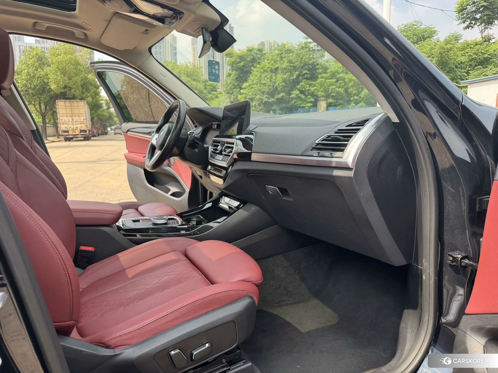 BMW iX3 id 4479223 из Китая 16