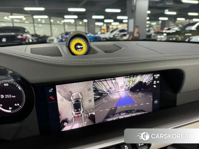 Porsche 911(992) id 4443315 из Кореи 15