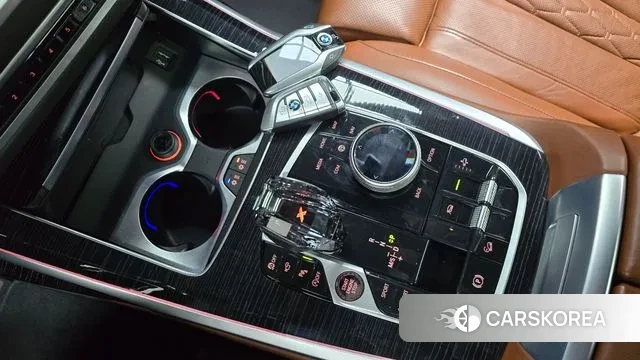 BMW X7 (G07) id 3348490 из Кореи 19