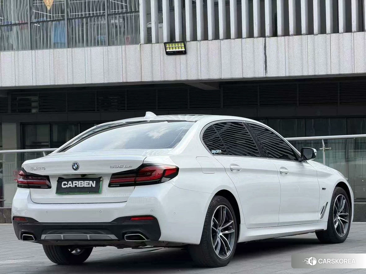 BMW 5 series PHEV id 4440824 из Китая 9