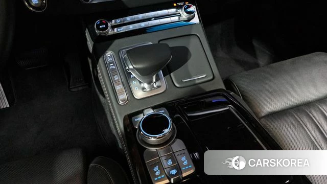 Genesis G90 id 4232542 из Кореи 19