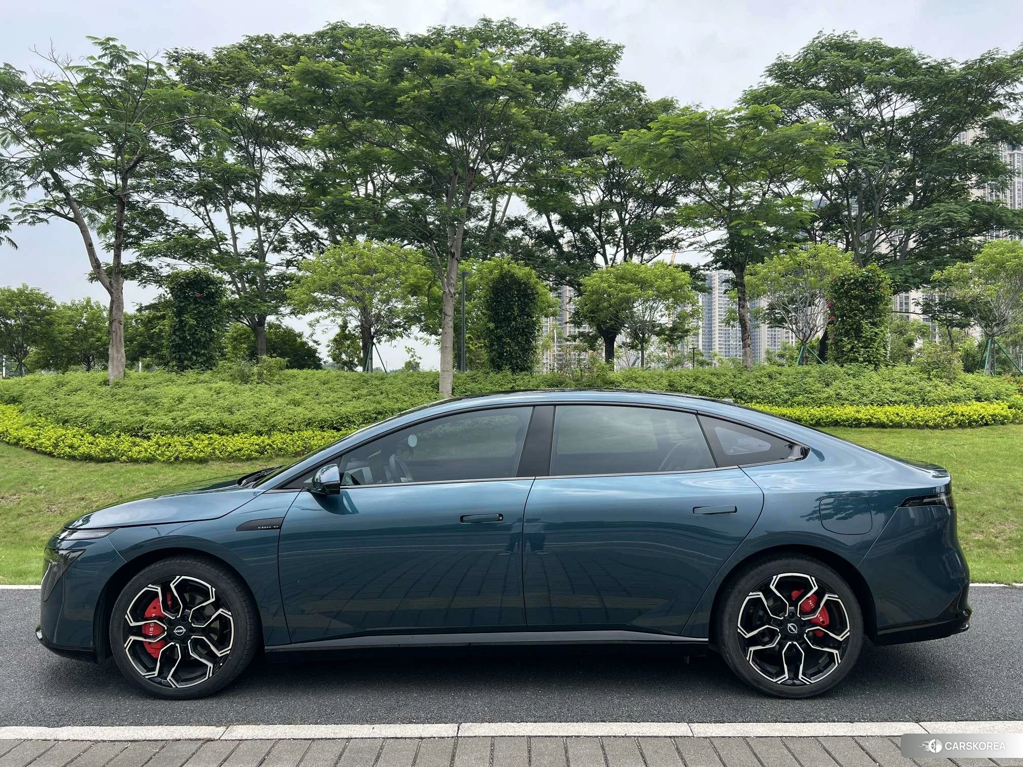 Nissan N7 id 4512908 из Китая 10