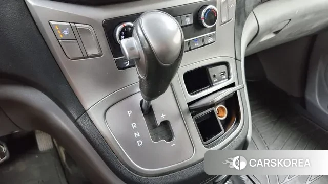 Hyundai The New Grand Starex id 3039198 из Кореи 19