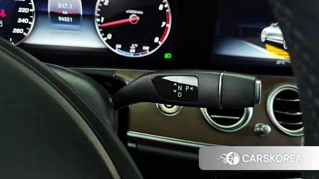 Mercedes-Benz E-Class W213 id 3055822 из Кореи 19