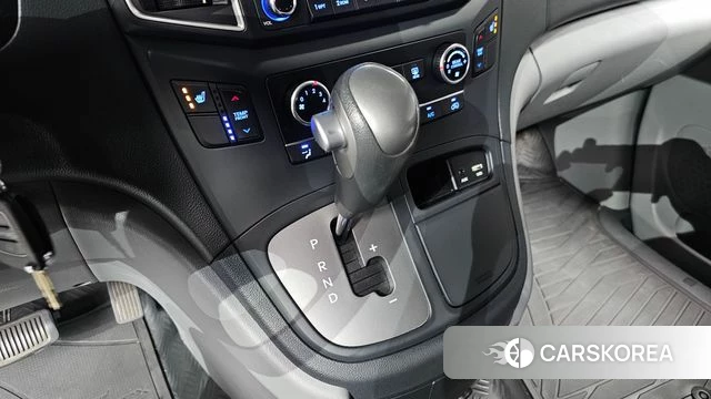 Hyundai The New Grand Starex id 4563222 из Кореи 19