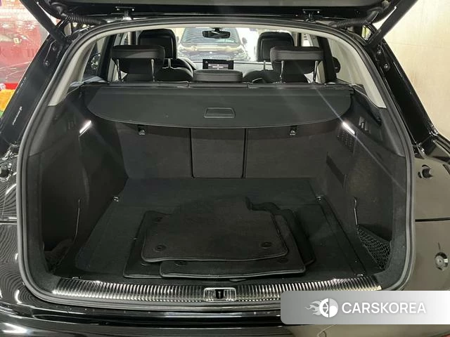 Audi Q5L id 4240535 из Китая 13