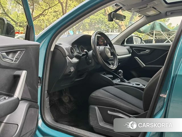 Audi Q2L id 4258921 из Китая 9