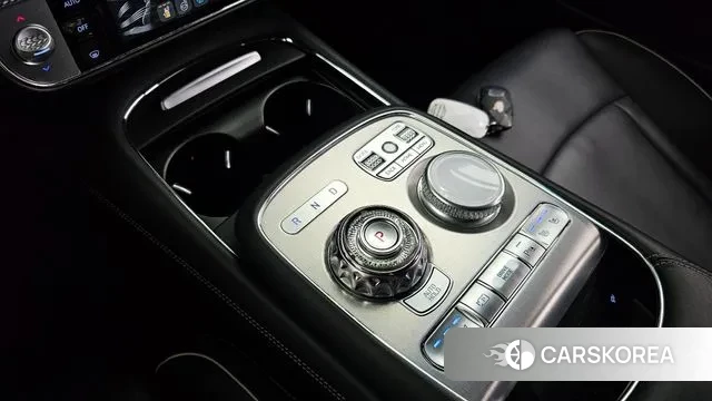 Genesis G90 (RS4) id 2930735 из Кореи 19