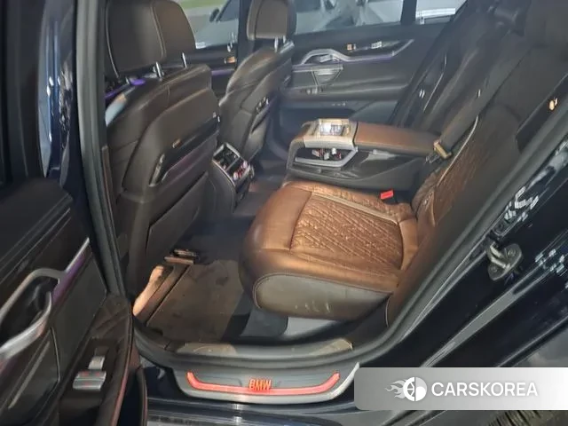 BMW 7 Series (G11) id 3757061 из Кореи 18