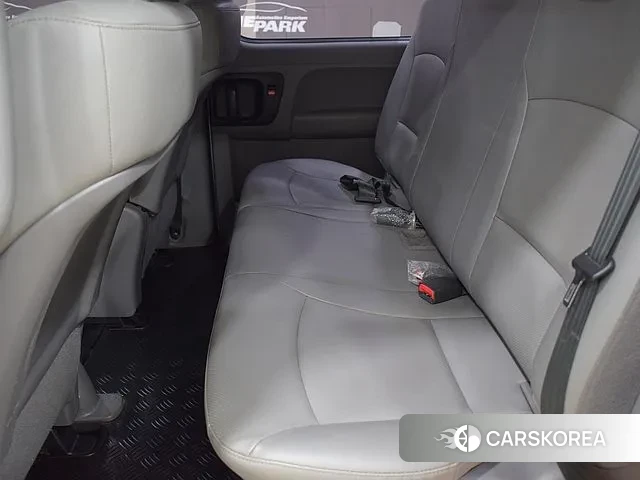 Hyundai The New Grand Starex id 3698961 из Кореи 17