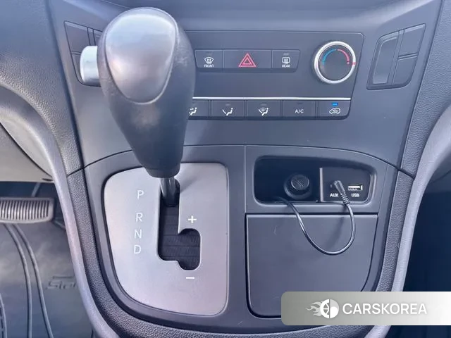 Hyundai The New Grand Starex id 3573708 из Кореи 16