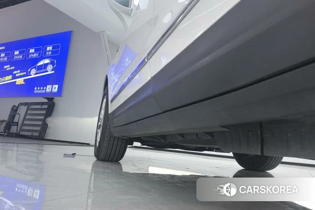 Cadillac XT5 id 3856932 из Китая 16