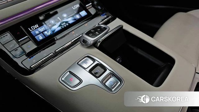 Hyundai The New Grandeur IG Hybrid id 4894223 из Кореи 19