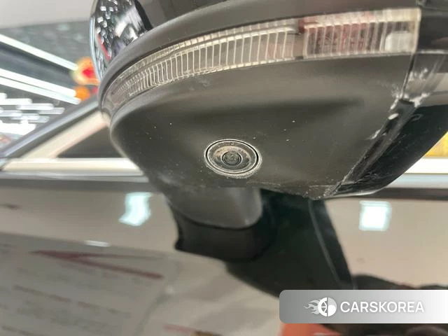 Audi A6L id 4348964 из Китая 28