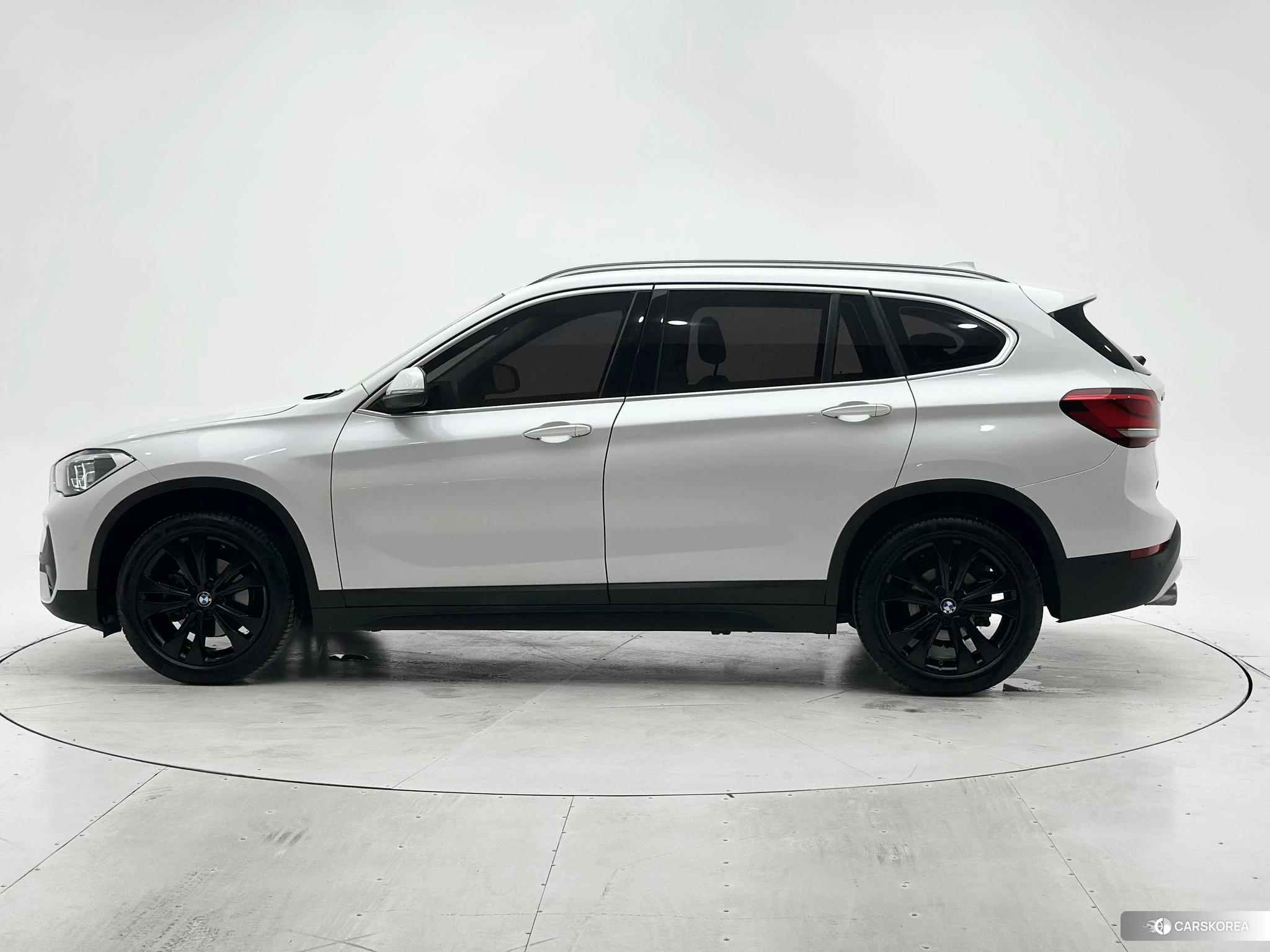 BMW X1 id 4485392 из Китая 23