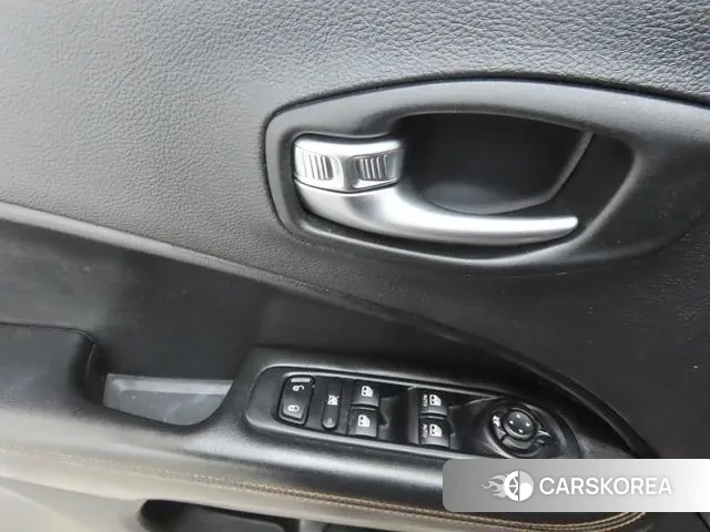 Jeep Compass 2nd Generation id 3728190 из Кореи 19