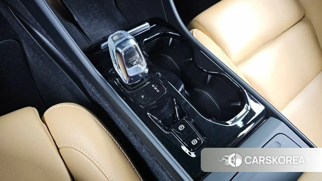 Volvo XC40 id 3911725 из Кореи 19