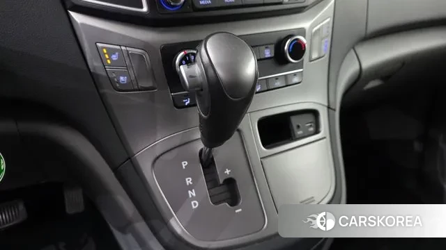 Hyundai The New Grand Starex id 3698224 из Кореи 19