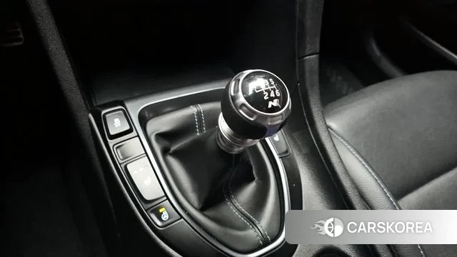 Hyundai Veloster (JS) id 3608096 из Кореи 19