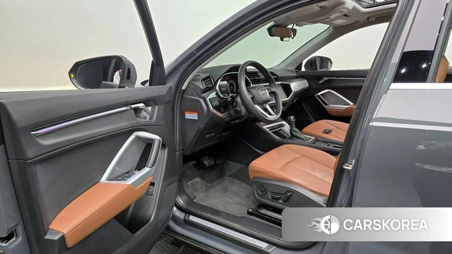 Audi Q3 (F3) id 4242781 из Кореи 31