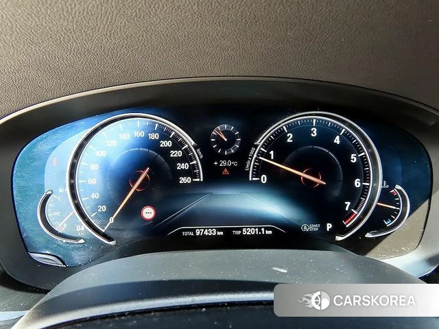 BMW 5 Series (G30) id 4339792 из Кореи 19