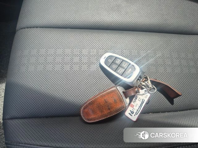 Hyundai Ionic 5 id 4705307 из Кореи 15