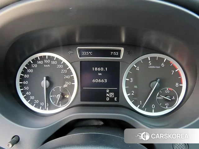 Infiniti Q30 id 4755358 из Кореи 19