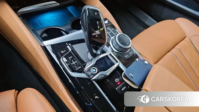 BMW 5 Series (G30) id 3053648 из Кореи 19