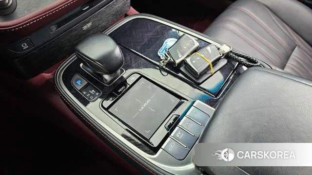 Lexus LS500h 5th generation id 4188031 из Кореи 19