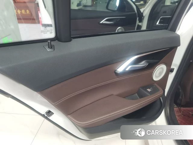 BMW 1 series id 4278505 из Китая 22