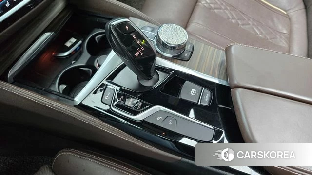 BMW 5 Series (G30) id 4865571 из Кореи 29