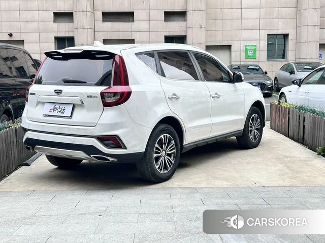 Geely Automobile Vision X6 id 4211084 из Китая 15
