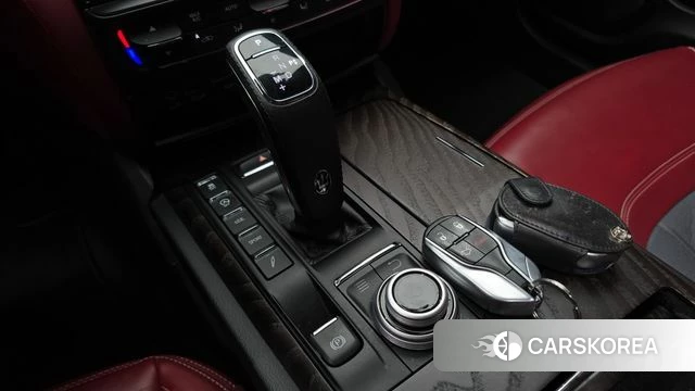 Maserati Quattroporte id 4331314 из Кореи 31