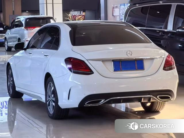 Mercedes-Benz Class C id 4257339 из Китая 9