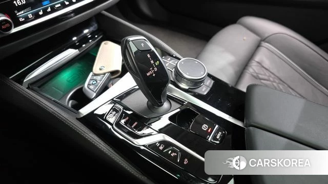 BMW 5 Series (G30) id 4693191 из Кореи 32