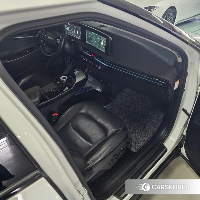 Kia EV6 id 3877620 из Кореи 19