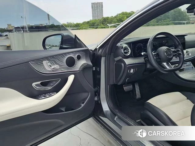 Mercedes-Benz E-class (imported) id 4392185 из Китая 9