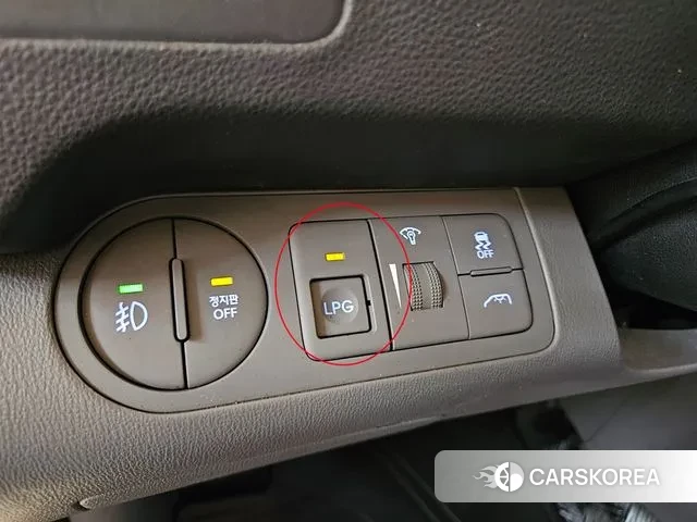 Hyundai The New Grand Starex id 3778943 из Кореи 19