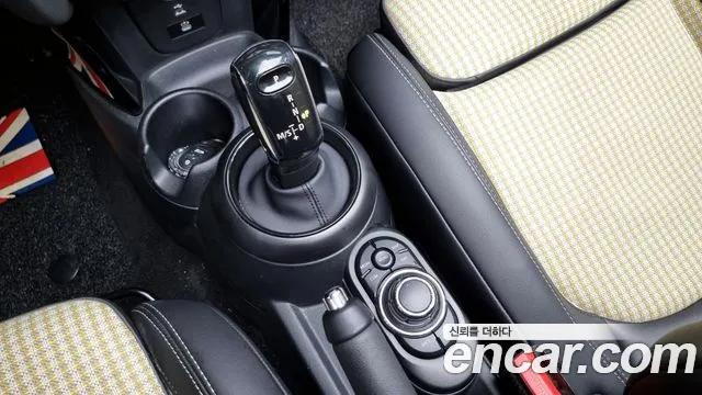 Mini Cooper Convertible id 2832161 из Кореи 19