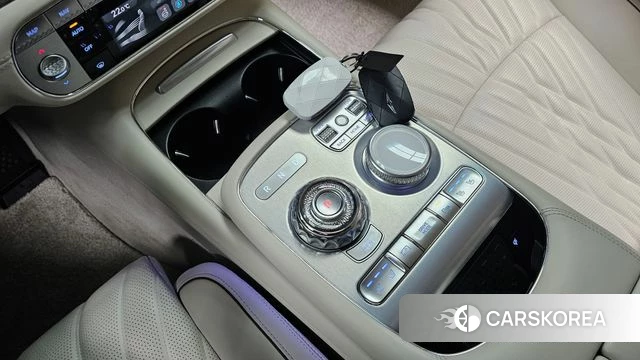 Genesis G90 (RS4) id 3832594 из Кореи 19