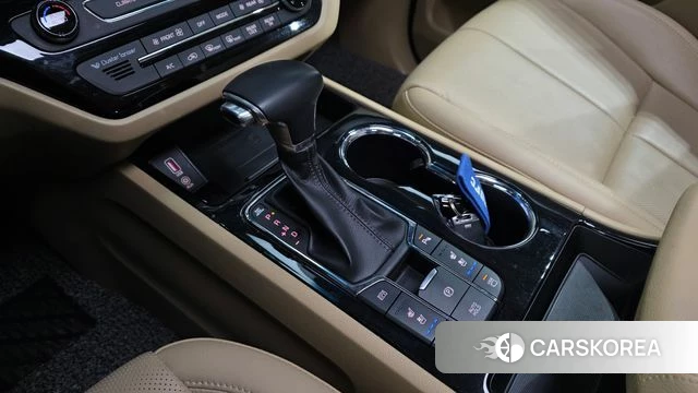 Kia The New Carnival id 4294964 из Кореи 31