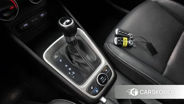 Hyundai Venue id 3702286 из Кореи 19