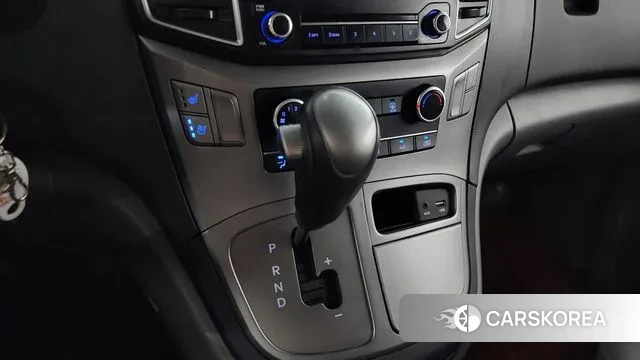 Hyundai The New Grand Starex id 2994594 из Кореи 19