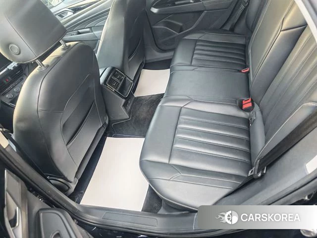 Volkswagen Passat id 4258264 из Китая 12