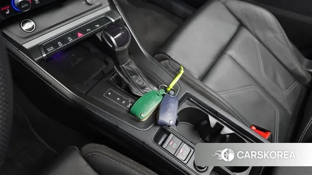 Audi Q3 (F3) id 3685203 из Кореи 19