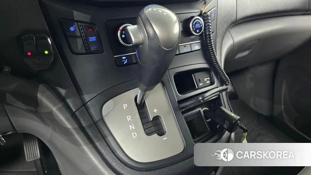 Hyundai The New Grand Starex id 4717974 из Кореи 19