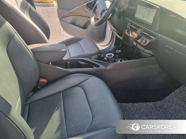 Kia Di Ol Nu Niro id 4916479 из Кореи 19