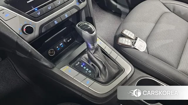 Hyundai Avante AD id 3742887 из Кореи 19