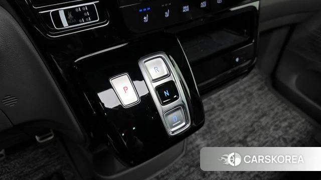 Hyundai Staria id 4248638 из Кореи 36